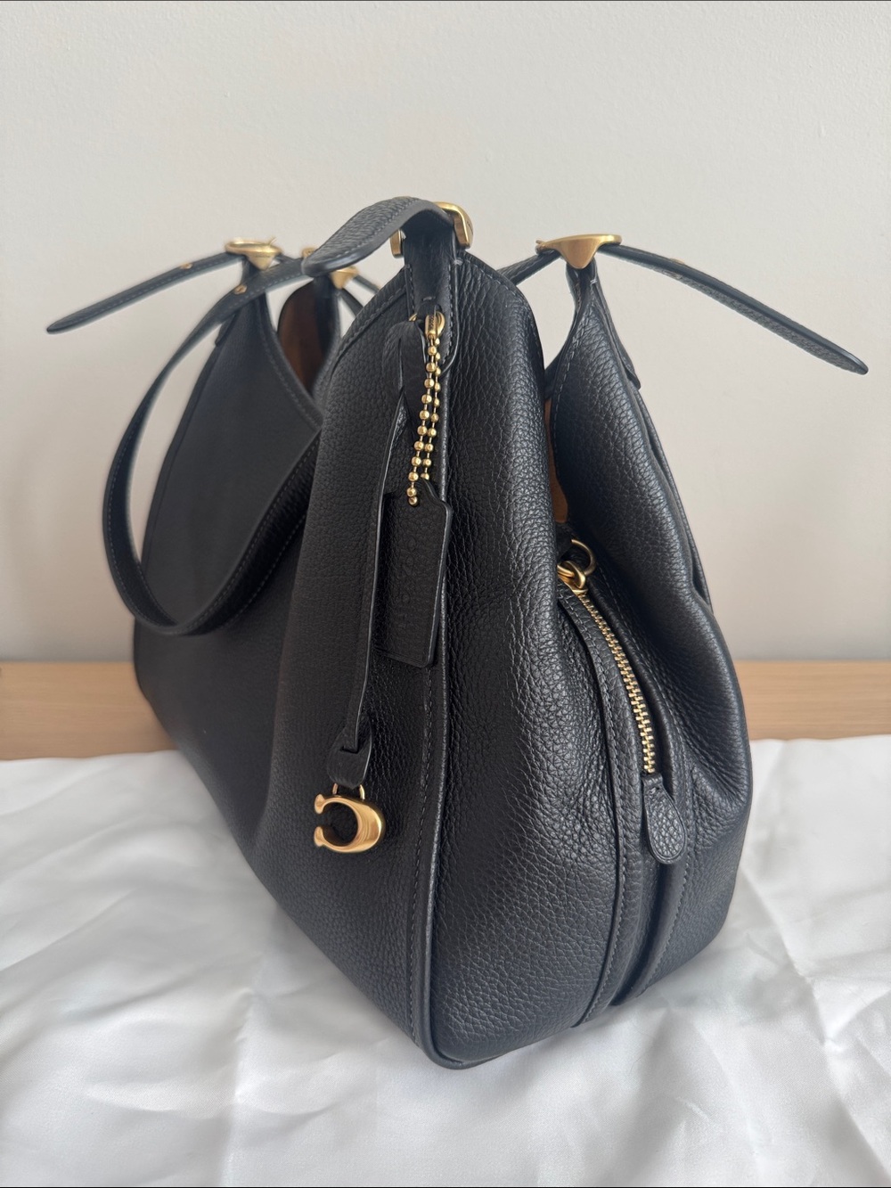 Coach Bella Bag - Picture 2 of 6